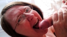 Amateur Mature enjoying cock