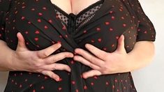 Big boobs milf masturbates with her dildo