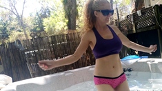 Amateur wild chick solo masturbation