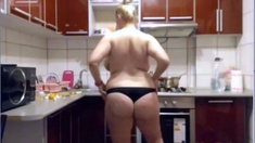 Homemade Adult Video: Amateur BBW Webcam Footage
