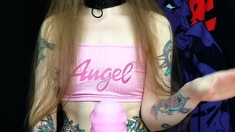 Webcam fun mature brunette with toys cum on cam