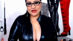 mature latex webcam